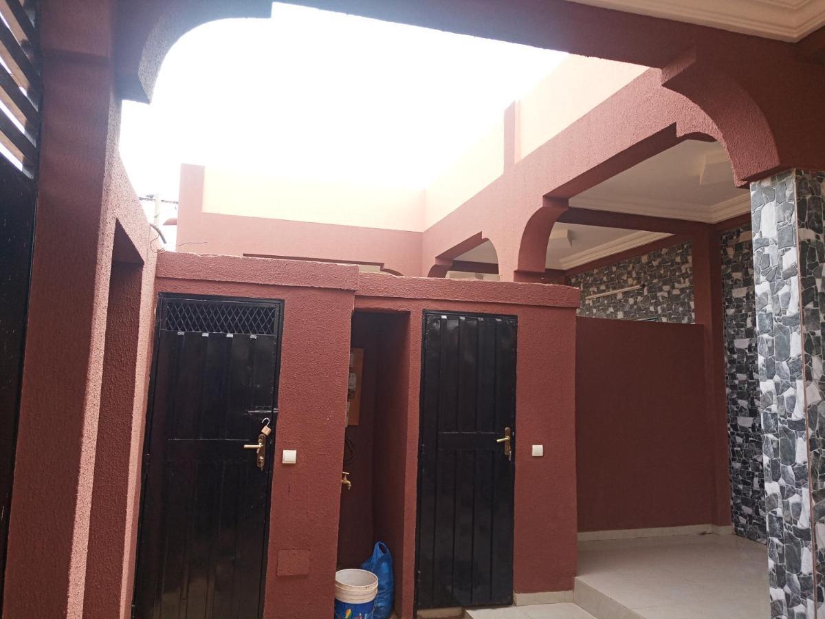 Résidence Lynda Prestige Uagadugú Exterior foto